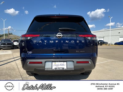 2026 Nissan Pathfinder SL