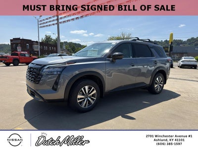 2026 Nissan Pathfinder SL