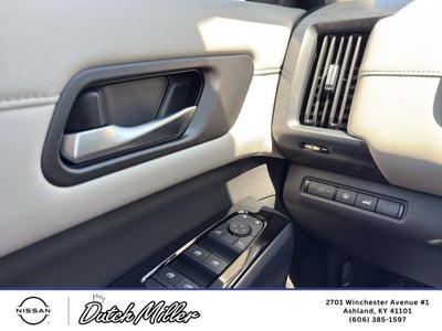2026 Nissan Pathfinder SL