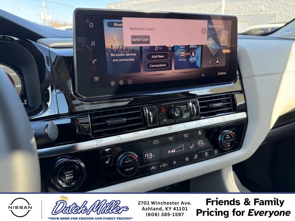 2026 Nissan Pathfinder SL