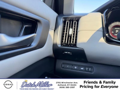 2026 Nissan Pathfinder SL