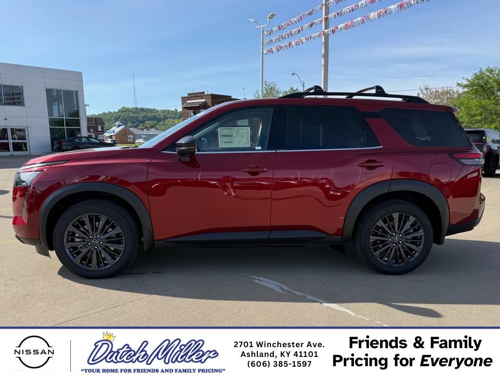 2026 Nissan Pathfinder SL