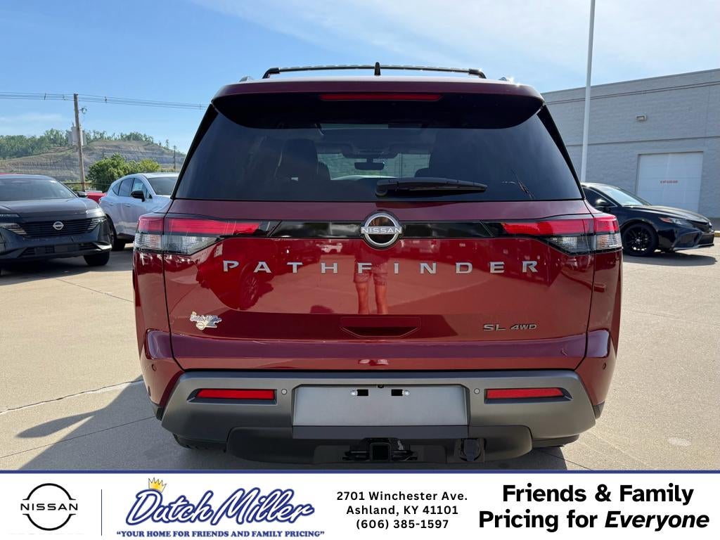 2026 Nissan Pathfinder SL