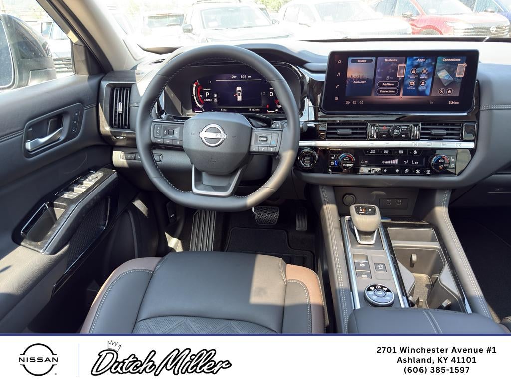 2026 Nissan Pathfinder Platinum