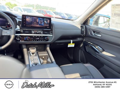 2026 Nissan Pathfinder Platinum