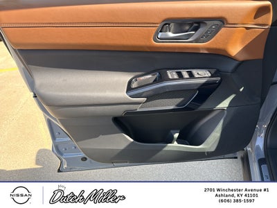2026 Nissan Pathfinder Platinum