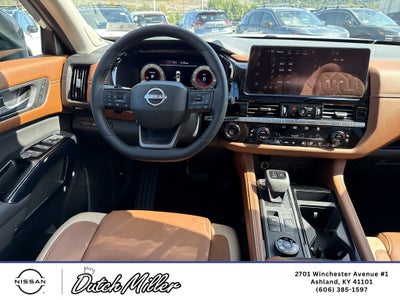 2026 Nissan Pathfinder Platinum