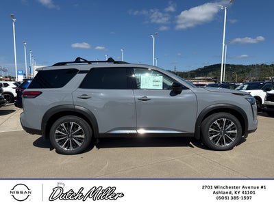 2026 Nissan Pathfinder Platinum
