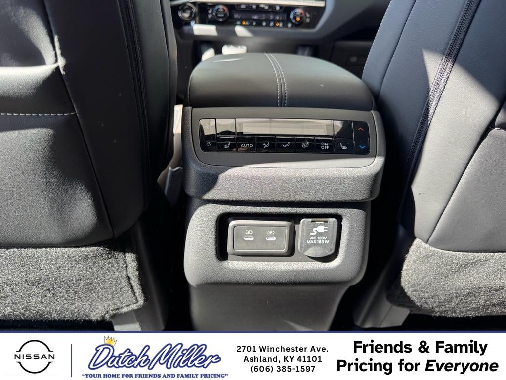 2026 Nissan Pathfinder Platinum