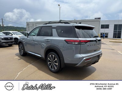 2026 Nissan Pathfinder Platinum