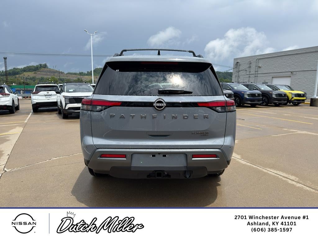 2026 Nissan Pathfinder Platinum