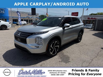 2022 Mitsubishi Outlander SE