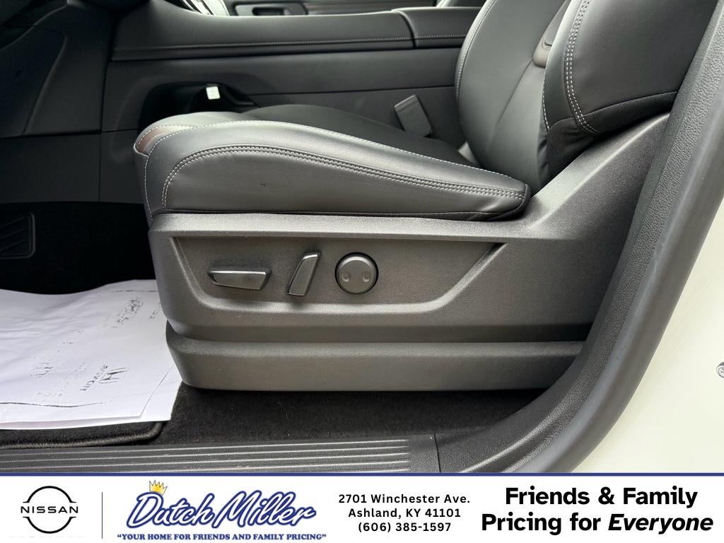 2025 Nissan Armada SL