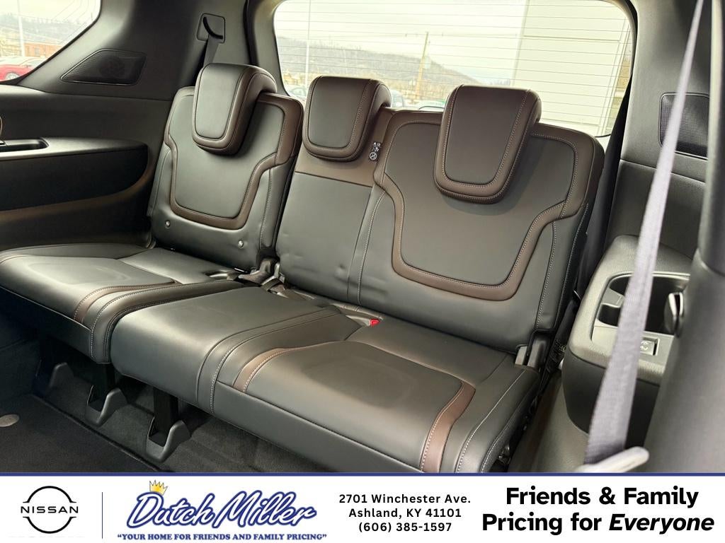 2025 Nissan Armada SL