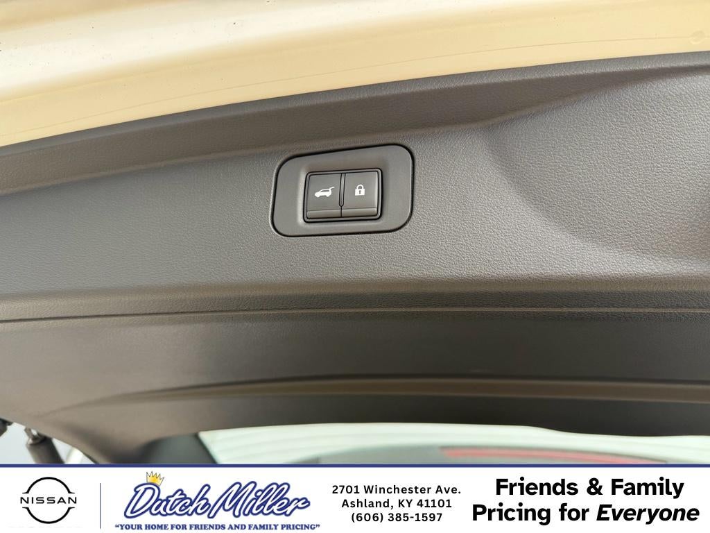 2025 Nissan Armada SL