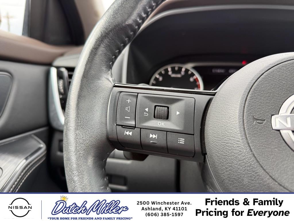 2022 Nissan Rogue SV