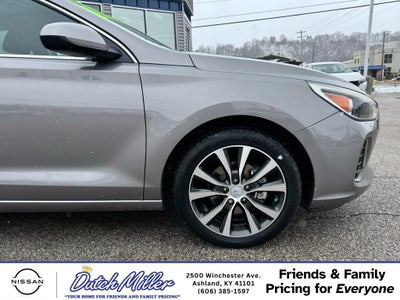 2020 Hyundai Elantra GT Base