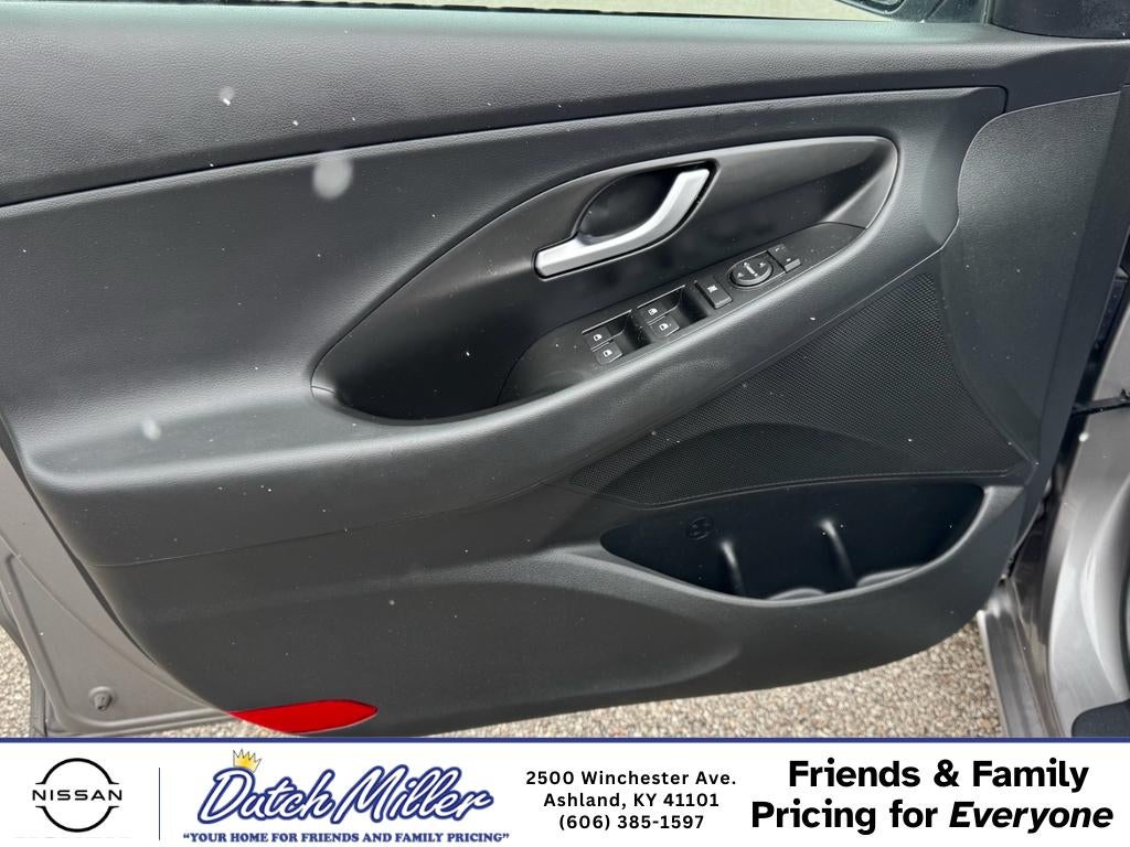 2020 Hyundai Elantra GT Base