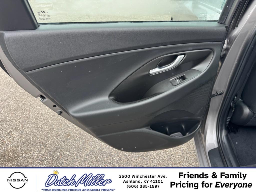 2020 Hyundai Elantra GT Base