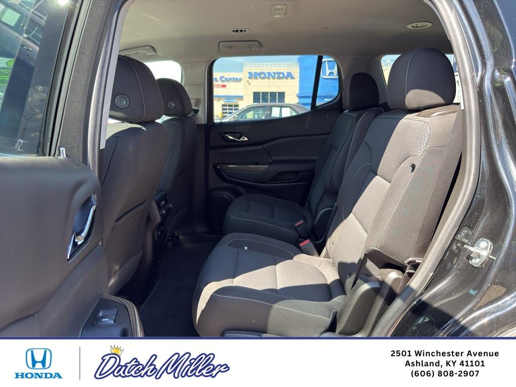 2023 GMC Acadia SLE