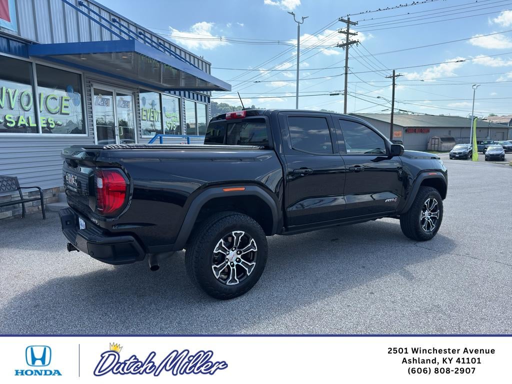 2024 GMC Canyon 4WD AT4