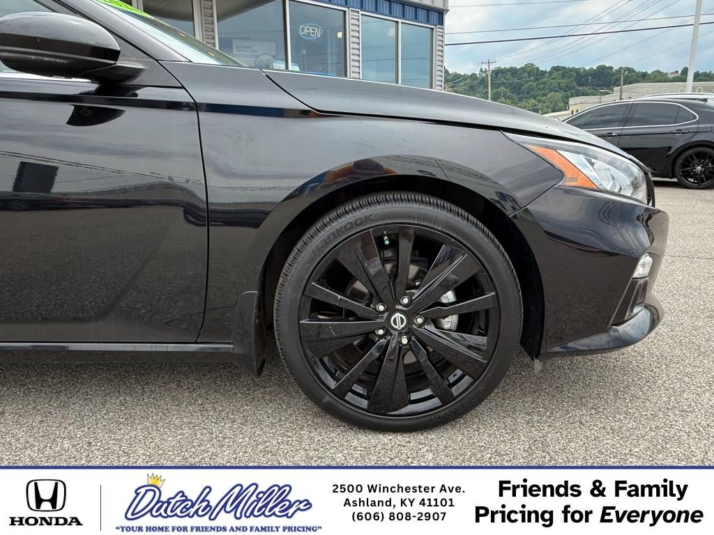 2022 Nissan Altima 2.5 SR