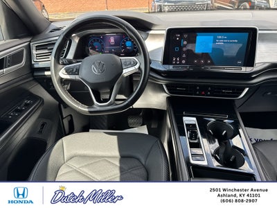 2025 Volkswagen Atlas Cross Sport 2.0T SE w/Technology