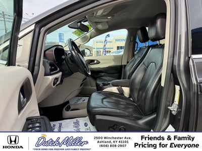 2018 Chrysler Pacifica Touring L