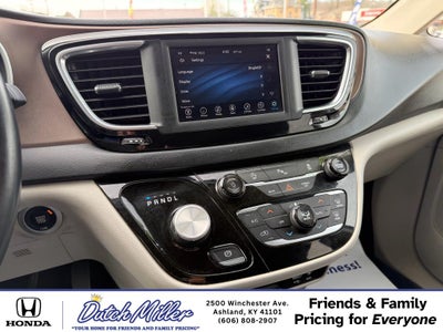 2018 Chrysler Pacifica Touring L