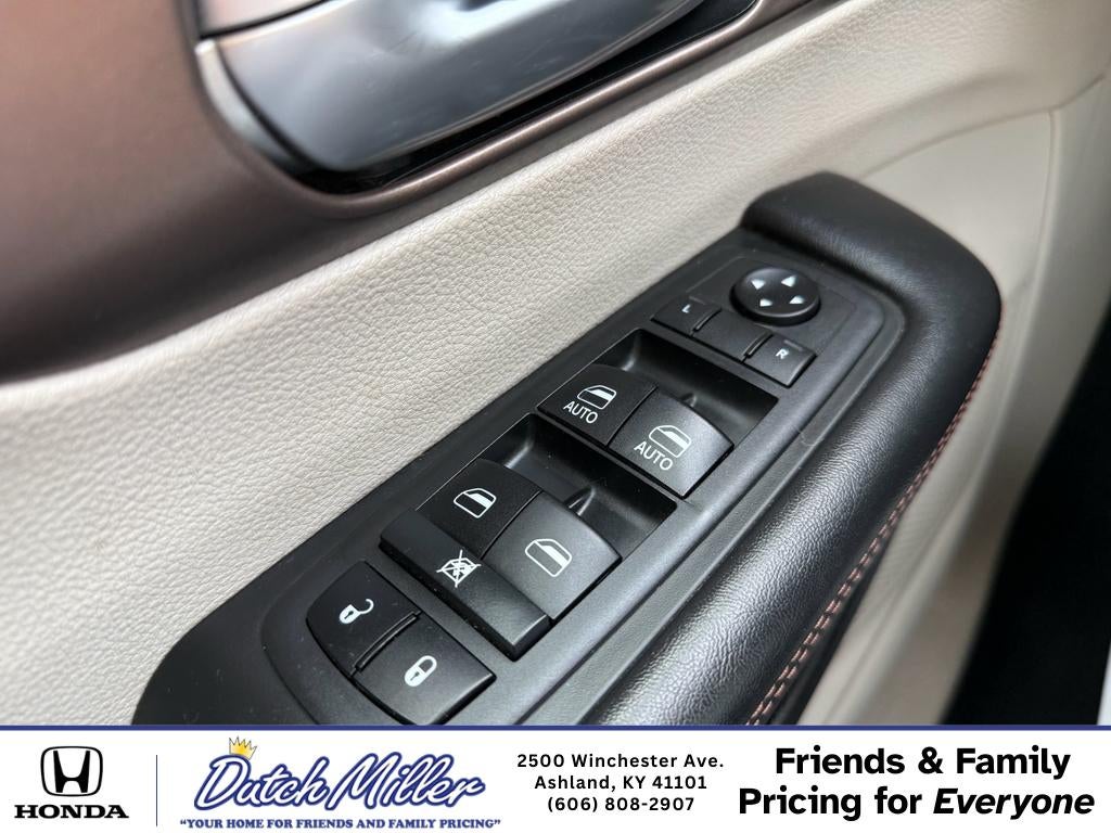 2018 Chrysler Pacifica Touring L