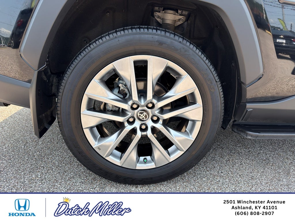 2024 Toyota RAV4 XLE Premium