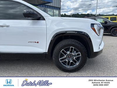 2026 GMC Terrain AWD AT4