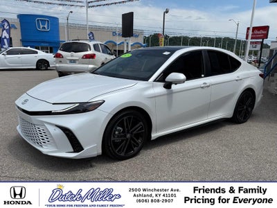 2025 Toyota Camry Hybrid XSE