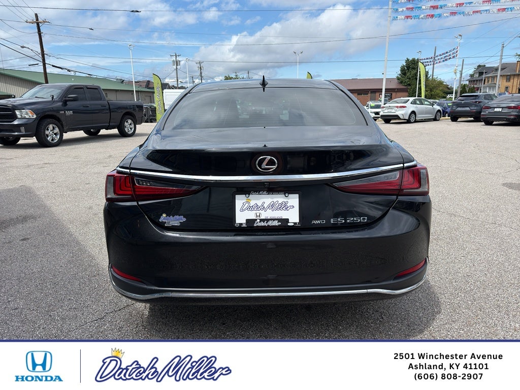 2021 Lexus ES 250 Base