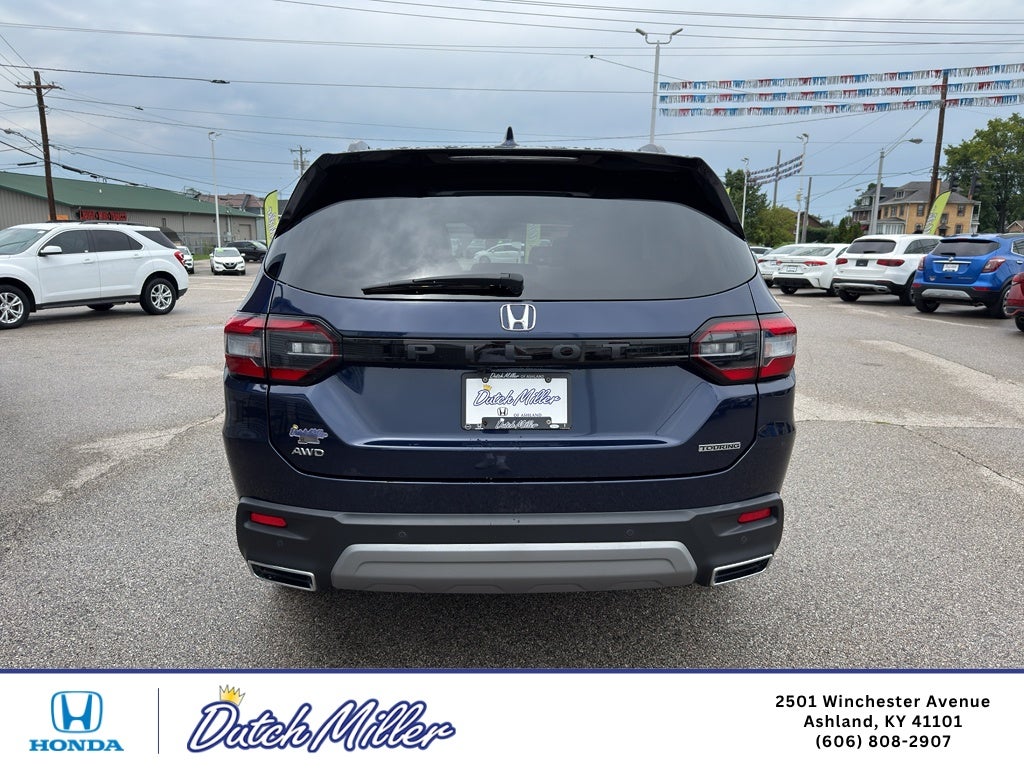 2023 Honda Pilot Touring