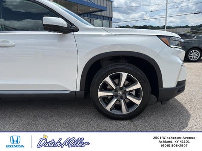 2025 Honda Pilot Elite