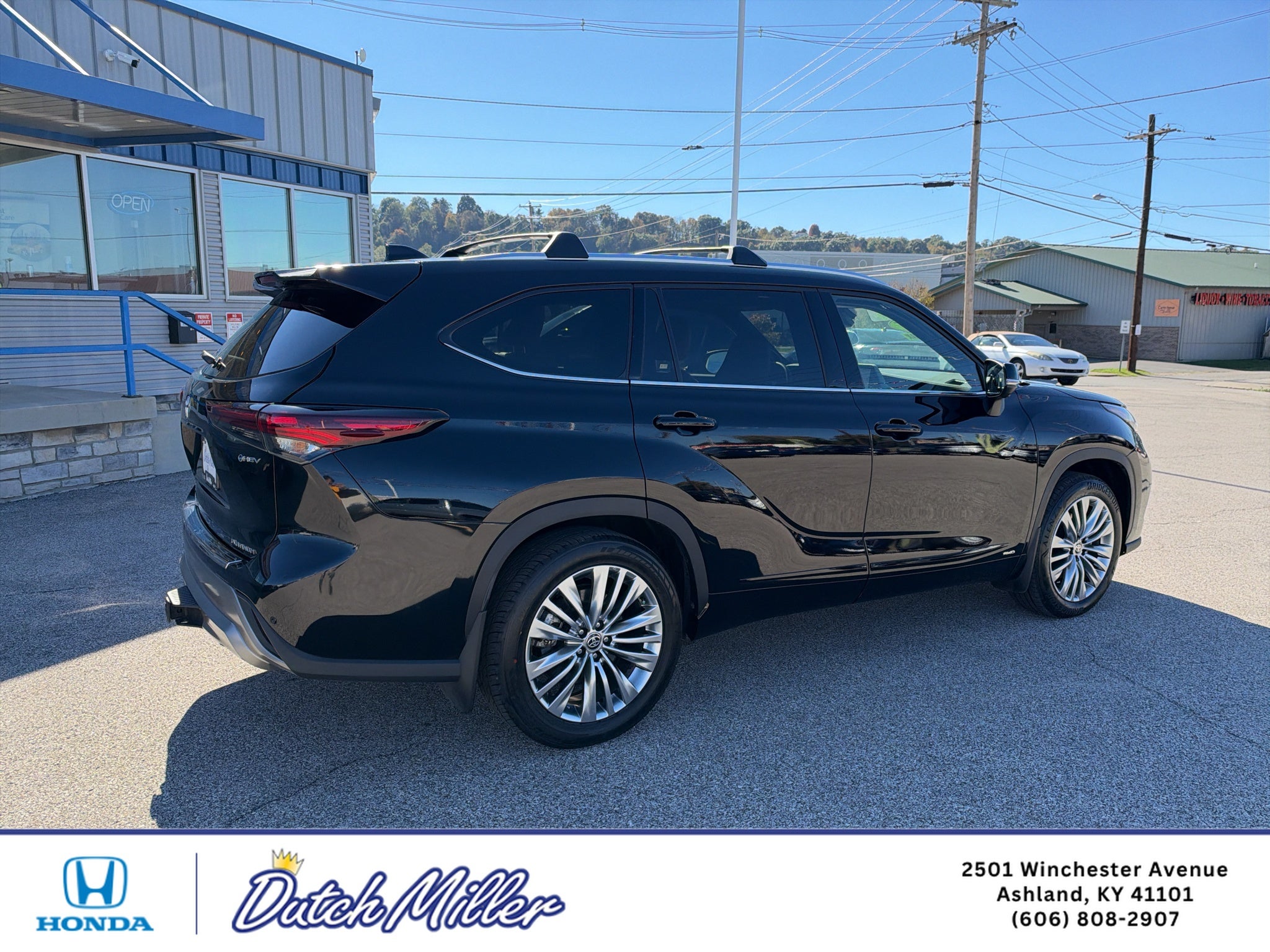 2025 Toyota Highlander Hybrid Hybrid Platinum