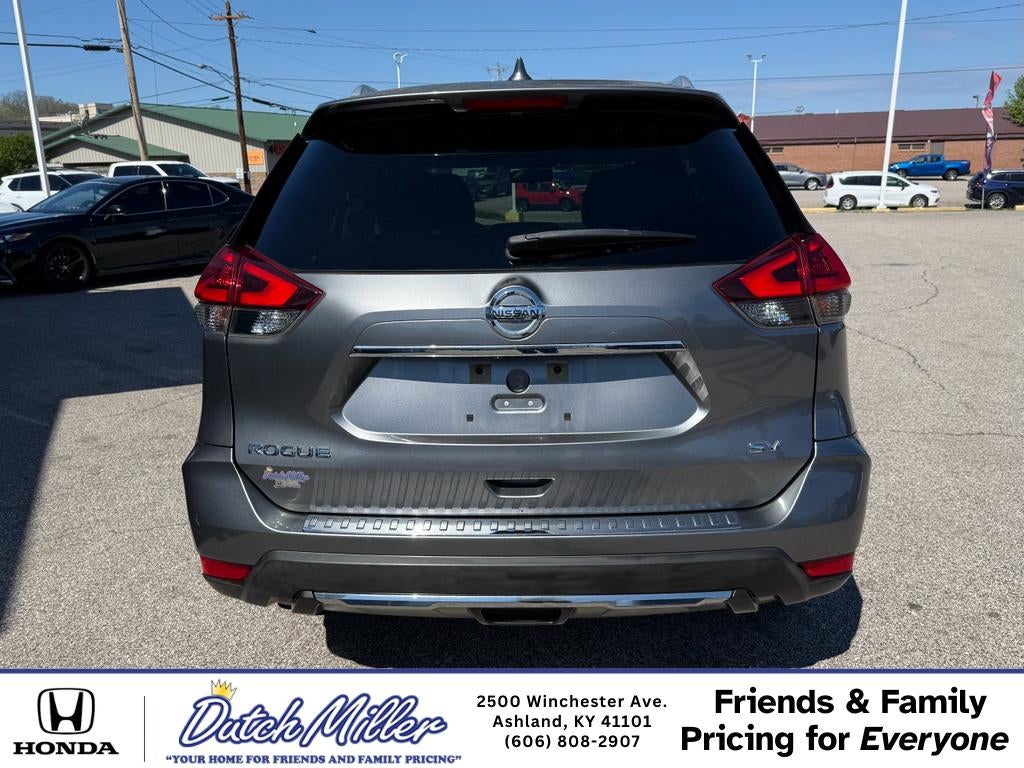 2018 Nissan Rogue SV