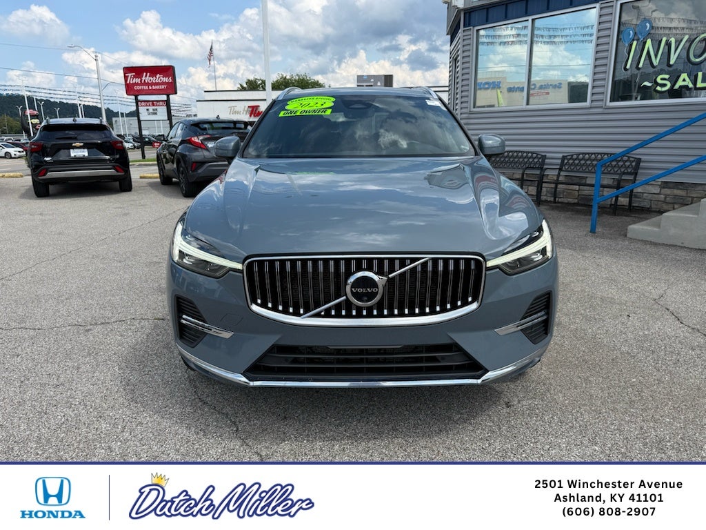 2023 Volvo XC60 Plus Bright Theme