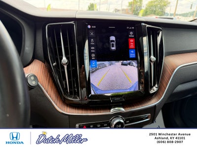 2023 Volvo XC60 Plus Bright Theme