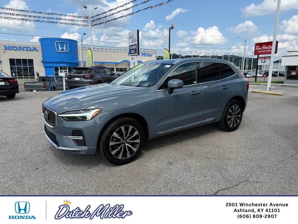 2023 Volvo XC60 Plus Bright Theme