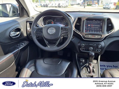 2022 Jeep Cherokee Trailhawk