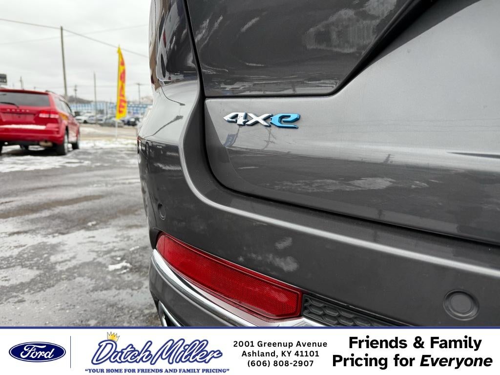 2022 Jeep Grand Cherokee 4xe Overland