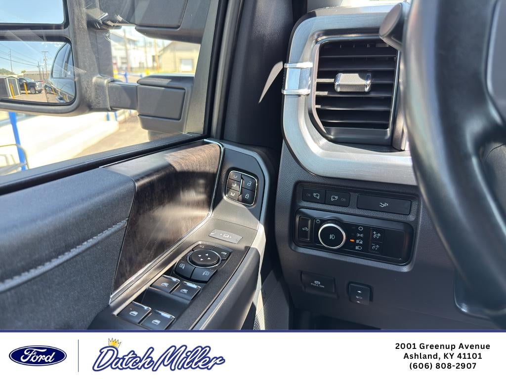 2023 Ford F-250 LARIAT