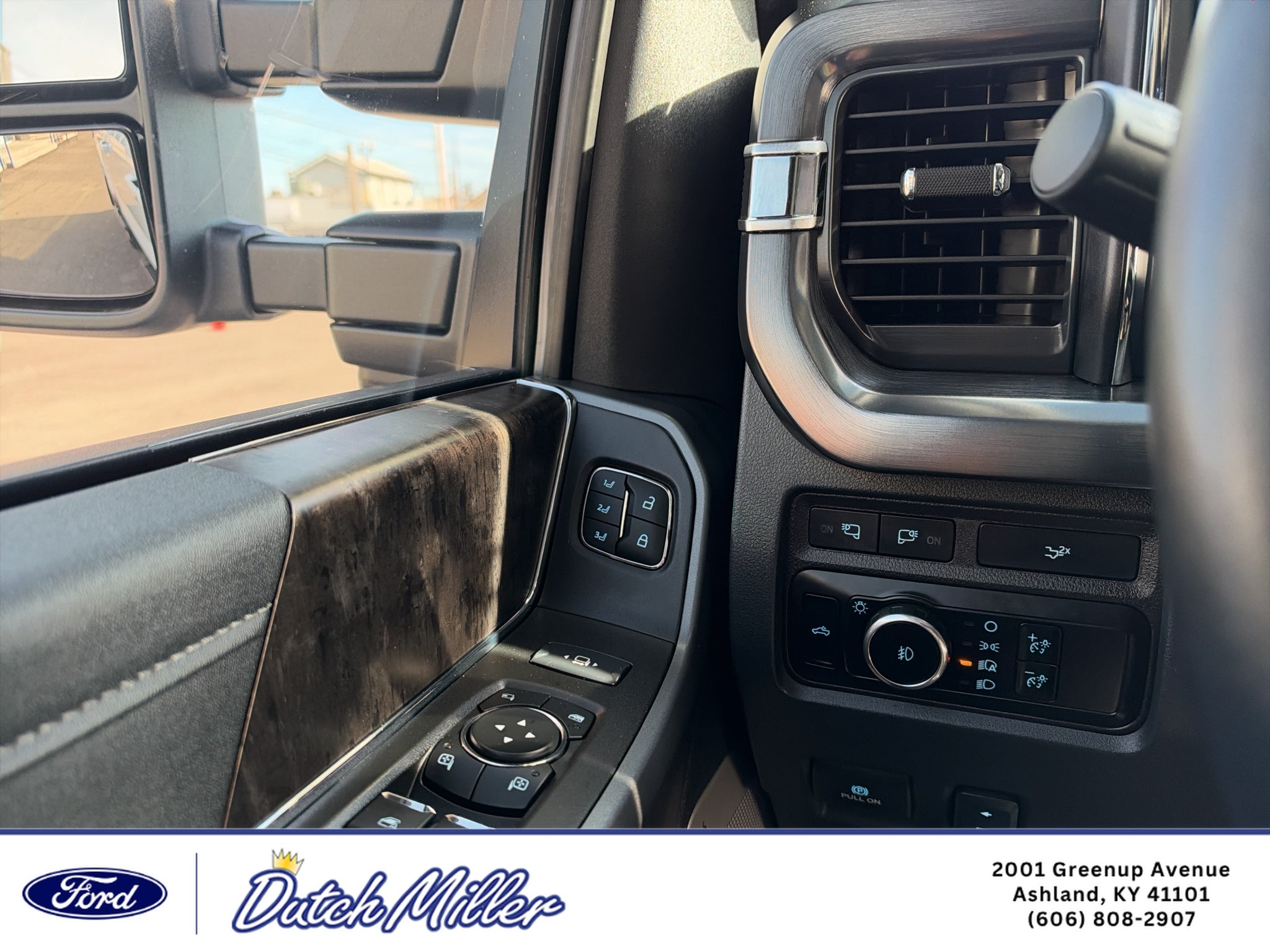 2024 Ford F-250 LARIAT