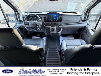 2023 Ford E-Transit Base