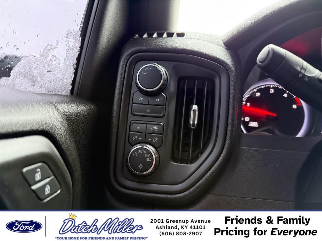 2024 Chevrolet Silverado Custom