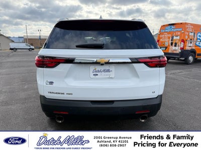 2022 Chevrolet Traverse LT Cloth