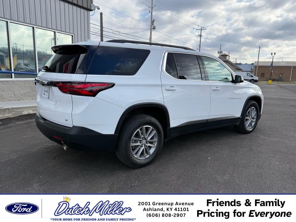 2022 Chevrolet Traverse LT Cloth