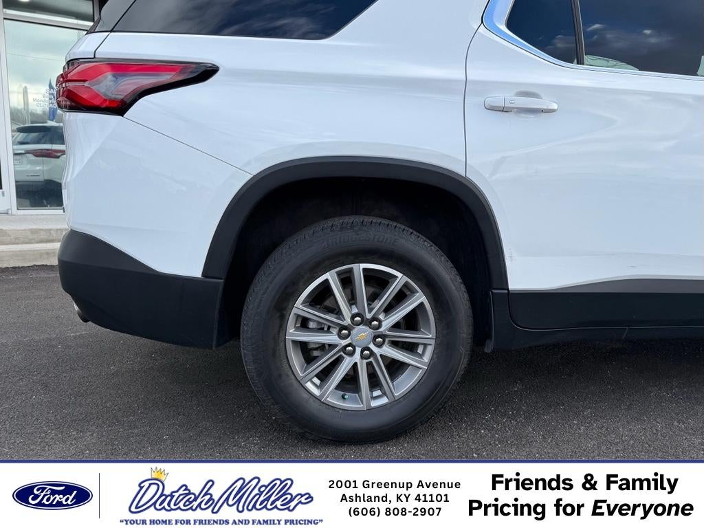 2022 Chevrolet Traverse LT Cloth